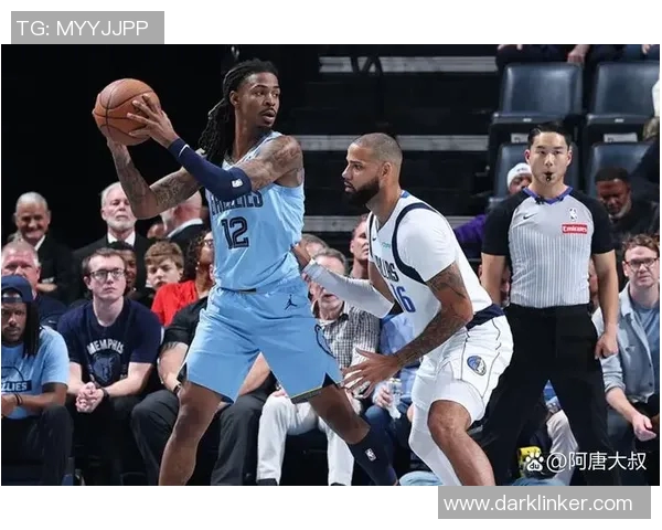 勇士与灰熊激战正酣直播360全景呈现精彩瞬间 勇士与灰熊激战正酣直播360全景呈现精彩瞬间