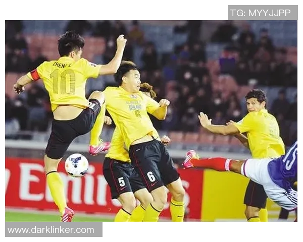 北京队迎战贵州队争夺关键三分全力以赴展现实力与团队合作 北京队迎战贵州队争夺关键三分全力以赴展现实力与团队合作