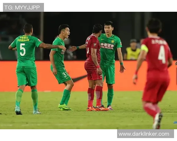 国安与上港激战在即网上直播全程回顾与精彩瞬间分享