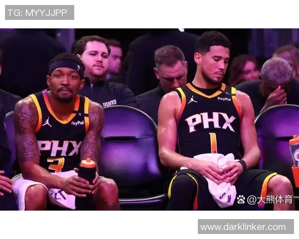 快船与雷霆季后赛第五场激战回顾与精彩瞬间分析