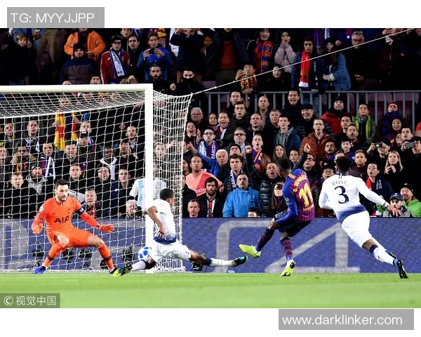 登贝莱在赛场上的精彩表现引发球迷热议他是否能成为未来足球巨星