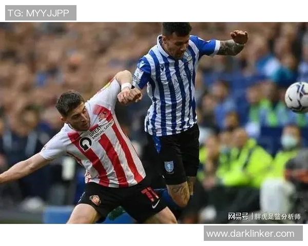 足总杯激战布莱克浦对阵雷丁双方全力争夺晋级名额 足总杯激战布莱克浦对阵雷丁双方全力争夺晋级名额