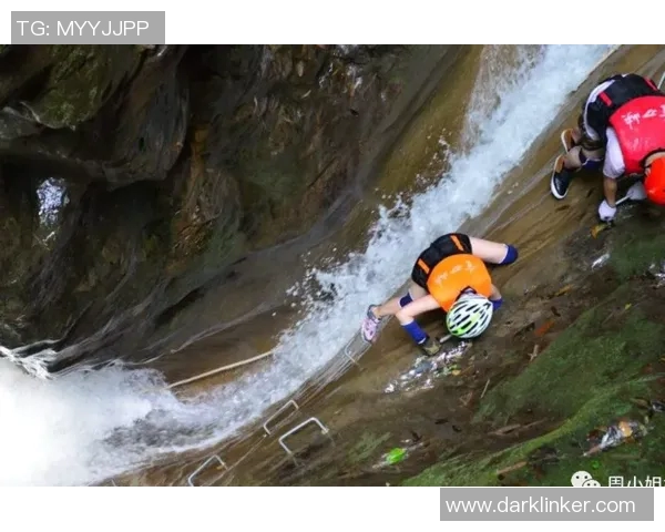 重庆极限运动队的快攻之路:探索极限运动的热潮与挑战 重庆极限运动队的快攻之路:探索极限运动的热潮与挑战