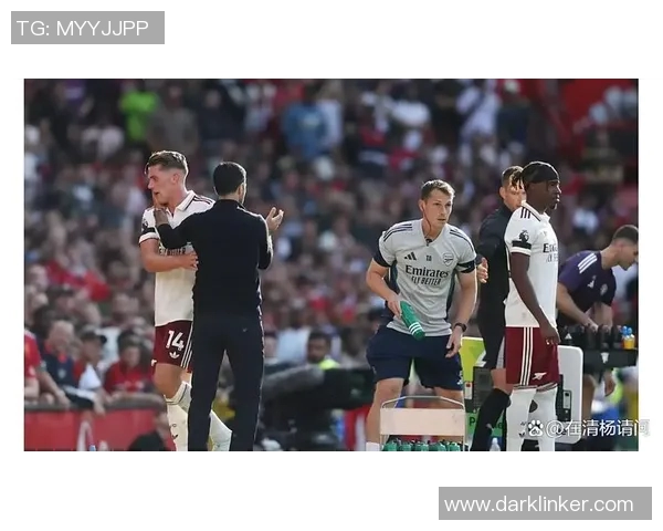 阿森纳与里昂激战成平局双方表现精彩引发球迷热议 阿森纳与里昂激战成平局双方表现精彩引发球迷热议