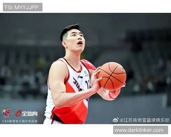吴冠希：从年轻球员到篮球明星的成长之路与未来展望